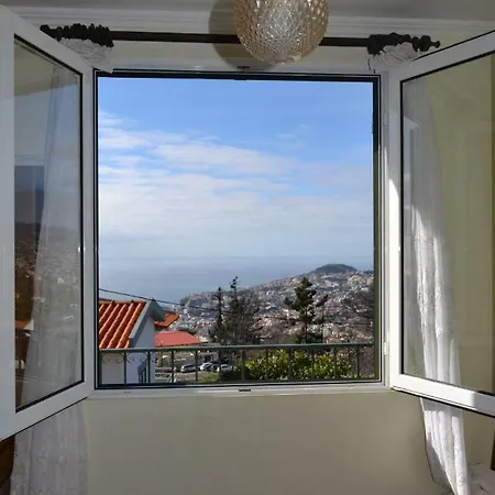 Bela Vista Apartment *