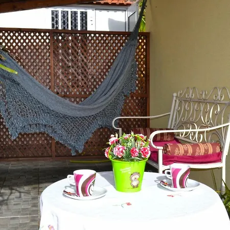 Bela Vista Apartment *